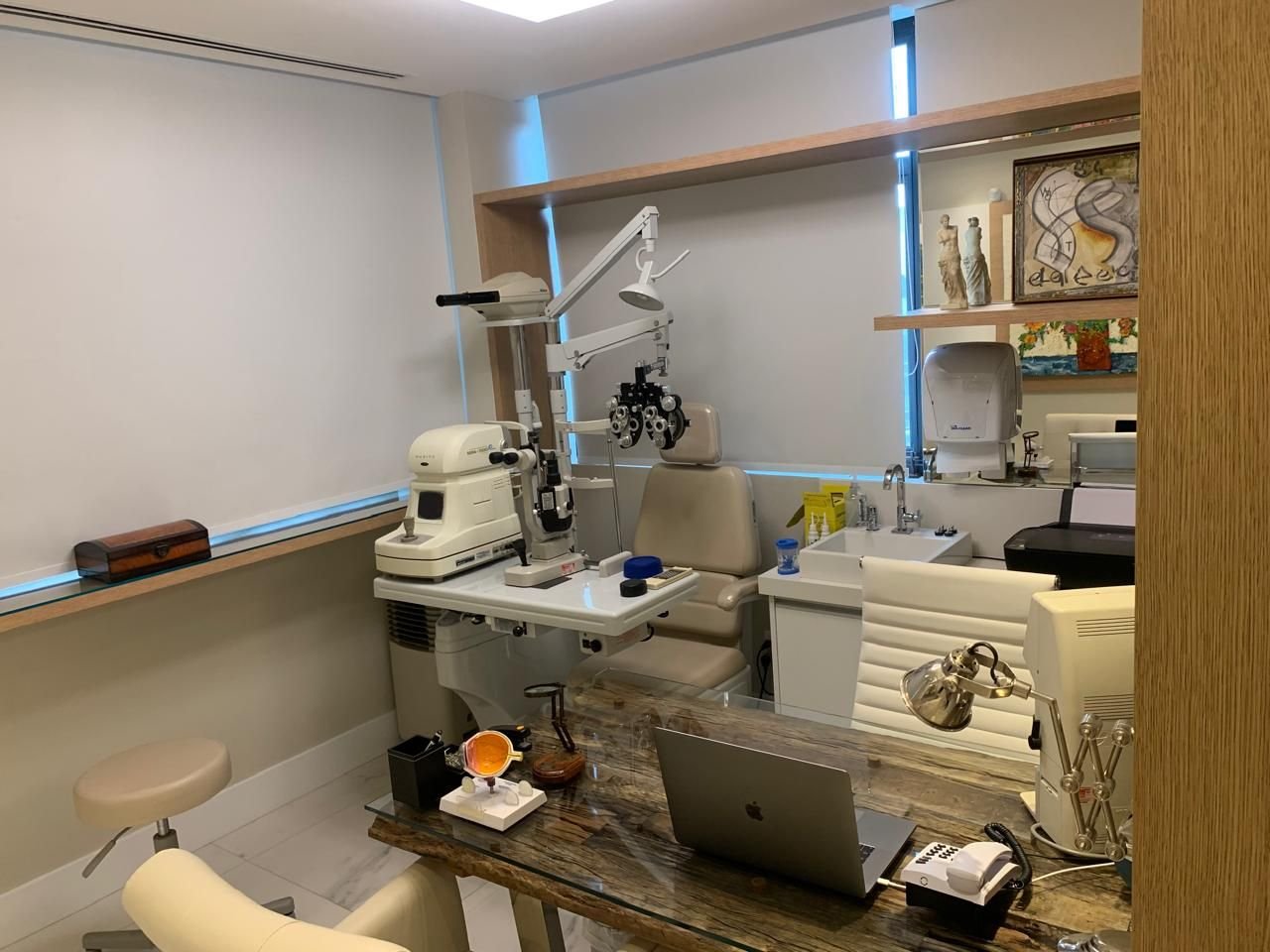 Equipamentos de cirurgia refrativa LASIK no consultório